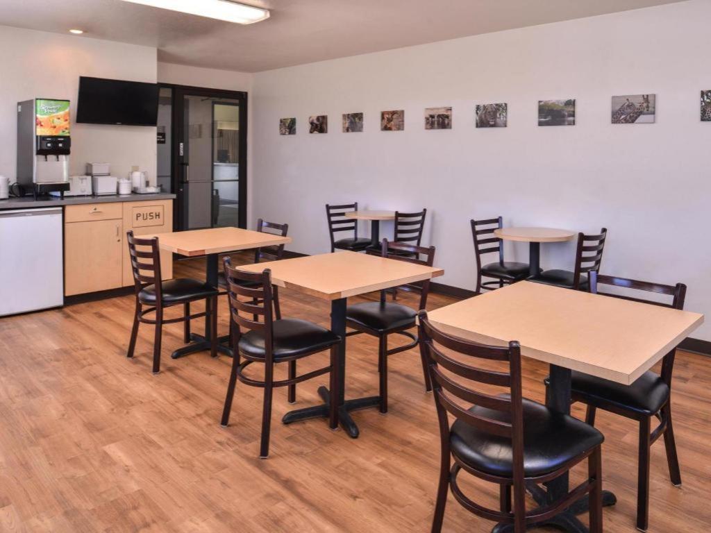 Americas Best Value Inn Missouri Valley Luaran gambar