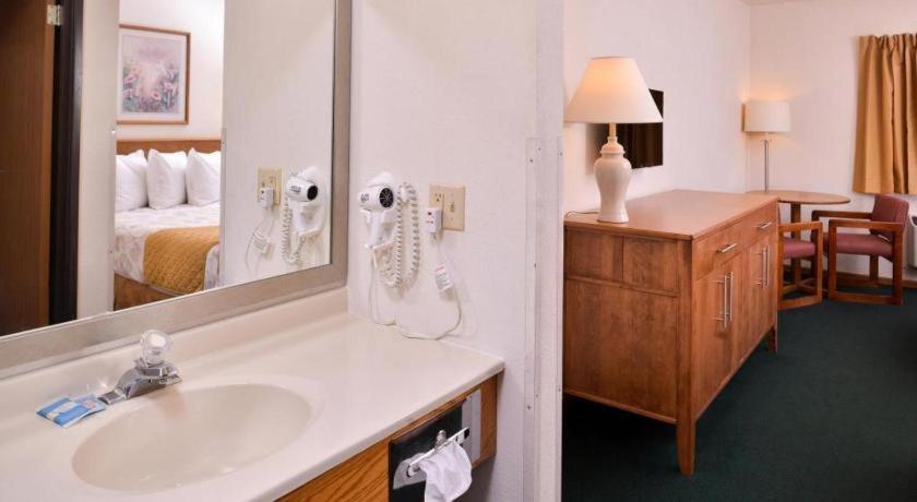 Americas Best Value Inn Missouri Valley Luaran gambar
